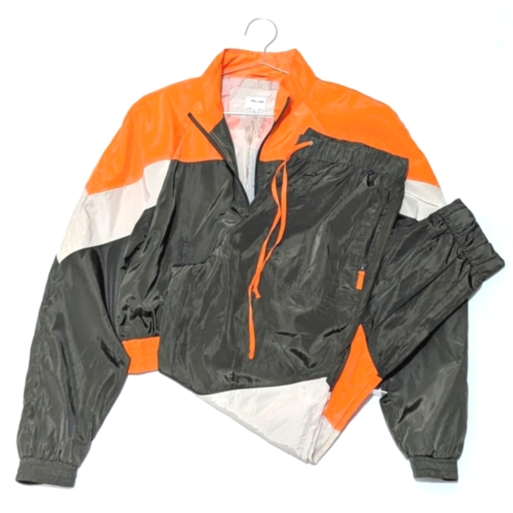 NEW Jogger Set | Outdoor | Hiking | Street Wear | 90s | Athletic Wear | Trendy |